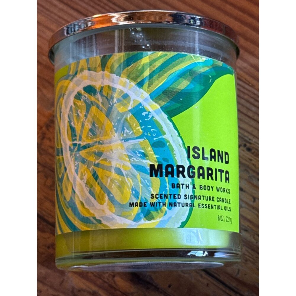 Bath & Body Works Island Margarita Scented Candle with Essential Oils Brand New